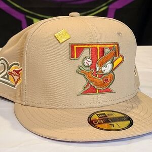 🔴SOLD🔴New Era 7 3/4 - Capsule Warm Wine - Toronto Blue Jays Strong Bird